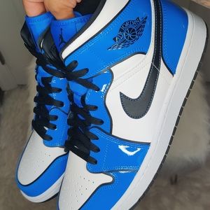Nike Air Jordan 1 Signal Blue Sz 9.5